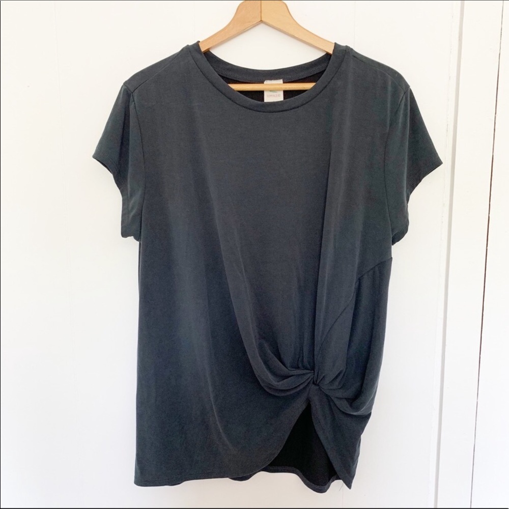 Hummingbird Liara knot front shirt